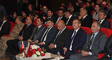 Kars'ta kitap okuyanlar ödüllendirildi