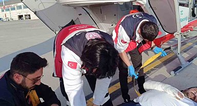 Kosta kırığı hastası için helikopter ambulans havalandı
