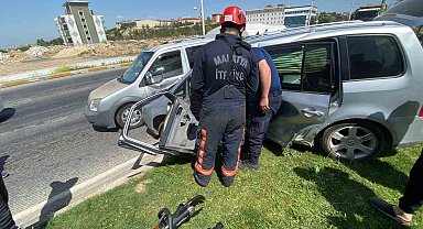 Malatya'da kavşakta üç araç çarpıştı: 4 yaralı