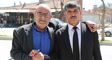 Milletvekili olamayınca hastaneye kaldırılmıştı, muhtarlığı kazandı şimdi 2028 seçimlerine hazırlanıyor