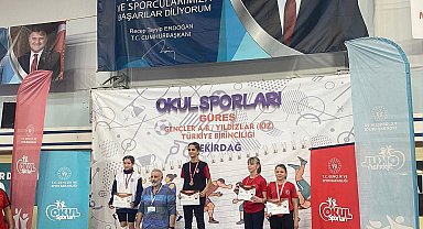 Güreş Şampiyonasında Bingöl Rüzgarı Esti 