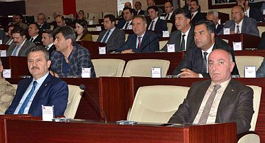 Özakalın, İş Dünyasının Gündemini İl Koordinasyon Kurulu'na Taşıdı