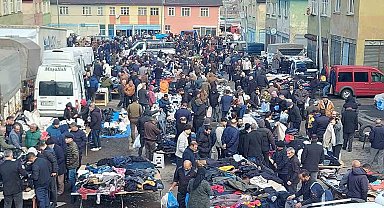 Pazarda bayram yoğunluğu