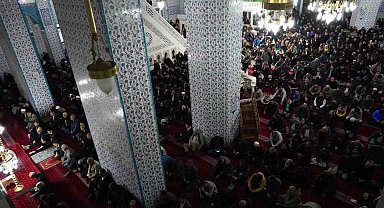 Türkiye'de ilk bayram namazı Iğdır'da kılındı