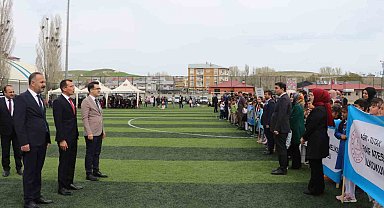 Tutak'ta 23 Nisan çocuk bayramı törenle kutlandı