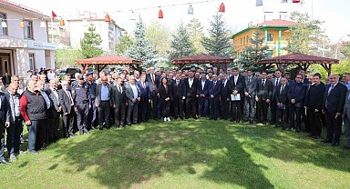 Vali Aydoğdu, Tercan'ın sorunlarını muhtarlardan dinledi