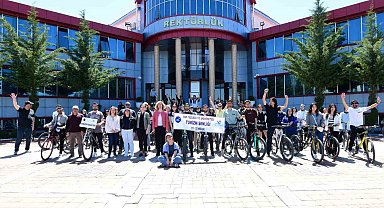 Van YYÜ'de 'Turizm Haftası' kutlamaları