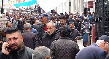 Van'da bayram alışverişinde son gün yoğunluğu