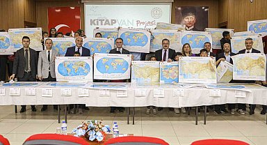 Van'da öğrencilere harita dağıtımı yapıldı