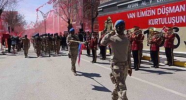 Van'ın düşman işgalinden kurtuluşunun 106'ncı yıl dönümü kutlandı