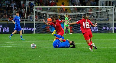 2025 Avrupa Şampiyonası Elemeleri: Türkiye: 1 - Azerbaycan: 0