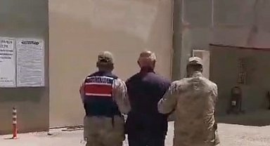 Ağrı'da 2 firari yakalandı