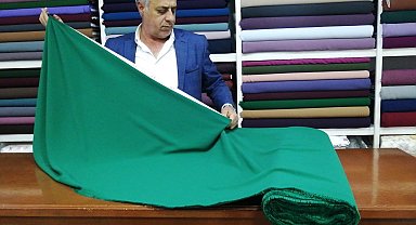 Ağrı'da elbiselik kumaşa talep artıyor