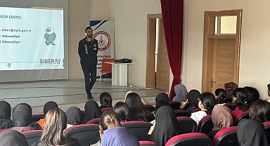 Ağrı'da öğrenci ve velilere siber güvenlik seminerleri düzenlendi
