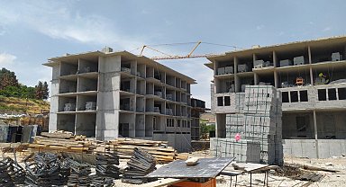 Akçadağ çarşısında inşaatlar yükseliyor