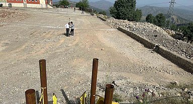 Anadağ köyündeki 24 sınıflı okul binasının yapımına başlandı