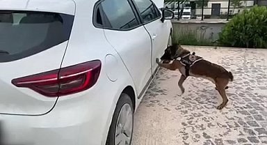 Aracın marşpiyeline zulalanmış uyuşturucu ele geçirildi: 4 tutuklama