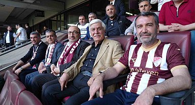 Başkan Şerifoğulları: "Rahat olun eli boş dönmüyoruz"