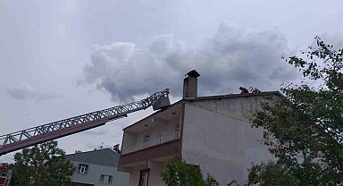 Bingöl'de Cami Kubbesindeki Leylek Yuvası, Yıkım Nedeniyle Taşındı
