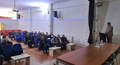 Çayırlı'da çiftçilere kuru fasulye eğitimi