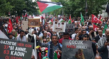 Elazığ'da binlerce kişi Filistin için yürüdü