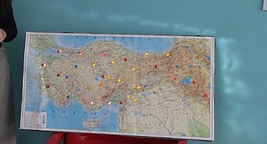 Erciş'te fen bilgisi öğretmeni materyal tasarım yarışmasında dereceye girdi