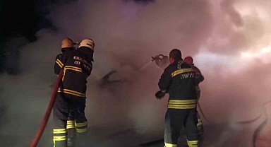 Erzincan'da 1 kişi yanan araçta can verdi