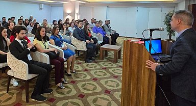 Erzincan'da Yenidoğan Canlandırma Programı eğitimi başladı