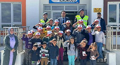 Jandarmadan öğrencilere trafik eğitimi