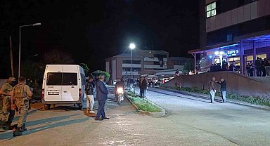 Kağızman'da muhtarlık kavgasında 3 kişi yaralandı