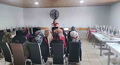 Kars'ta annelere uyuşturucu eğitimi