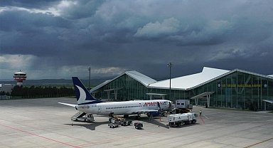 Kars'tan Nisan ayında 45 bin 419 kişi uçtu