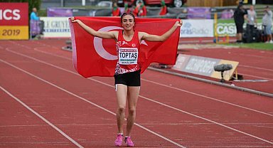 Karslı atletler madalyaları topladı