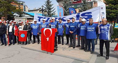 Kent Meydanında 1 Mayıs İşçi Bayramı davul zurna eşliğinde kutlandı