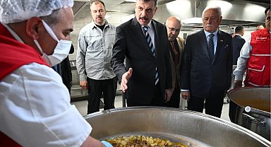 Kızılay'dan her gün bin kişiye yemek