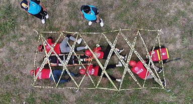 Komandoları aratmayan UMKE eğitimi