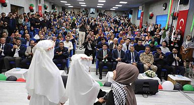 Kur'an kursu minikleri hünerlerini sergiledi