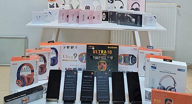 Malatya'da kaçak cep telefonu operasyonu