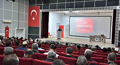 Malatya'da, "Türkiye Yüzyılı Maarif Modeli" müfredatı hakkında bilgilendirme toplantısı