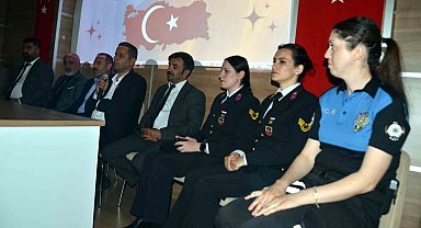 Muş'ta lise öğrencilerine yönelik 'Vatan ve Kahraman Buluşmaları' konferansı düzenlendi