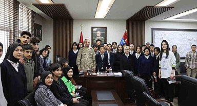 Patnos'ta liselere jandarma mesleği tanıtıldı