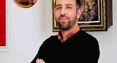 Prof. Dr. Palabıyık akademisyenlere seslendi: "Gazze için konforunuzu bozun ve cübbenizi giyin"