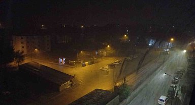 Tatvan'da sağanak yağış ve dolu hayatı felç etti