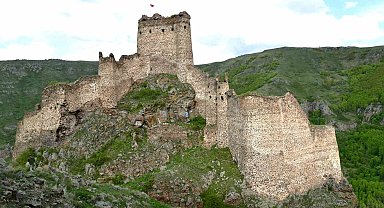 Vali Çiçek'ten tarihi alanlarda inceleme