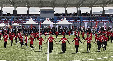 Van'da 19 Mayıs coşkusu