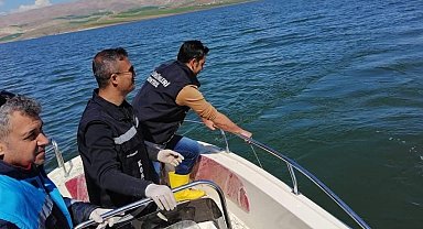 Van'da sazangillerin av yasağı devam ediyor