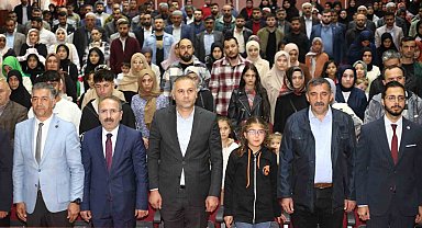 Varto'da 4-6 yaş Ku'ran kursu öğrencilerinden yılsonu etkinliği