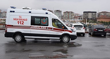 Yaralı olarak gittiği hastaneden kaçtı