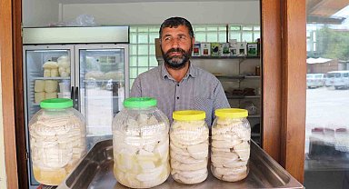 Yerli peynir tezgahlarda yerini aldı