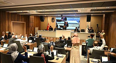 Yeşilyurt Belediye Meclisi olağanüstü toplantısını yaptı